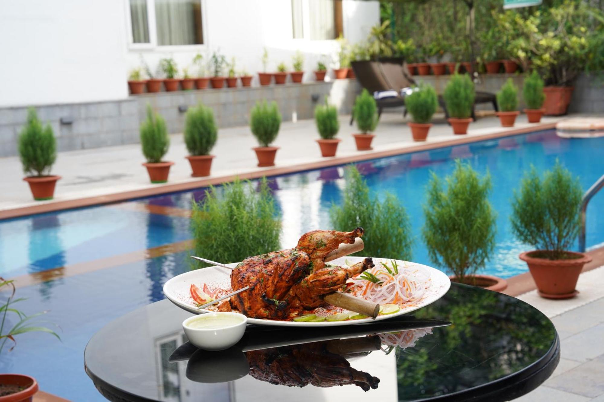 Hotel Ira By Orchid Bhubaneswar Exterior foto